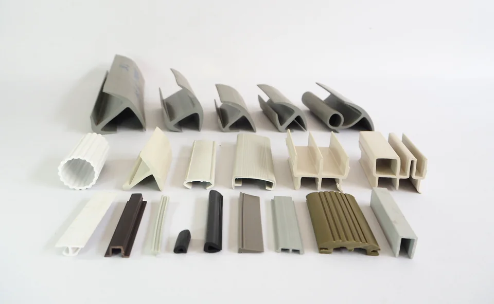 Extrusions & edge trims